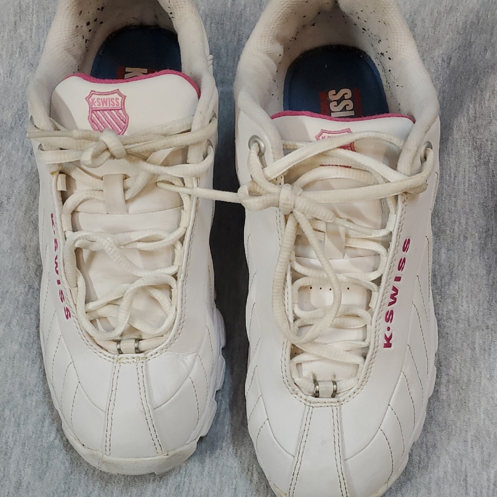 Used K-Swiss White Athletic Shoes